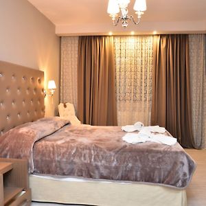 Hotel Konaki